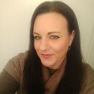 Meet your Posher, Holly